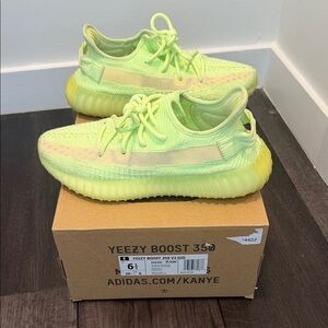Adidas Yeezy Boost 350 V2 Kids Sneakers - Neon Green